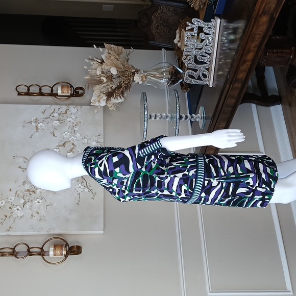 Women's Vibrant Geometric Print V-Neck Dress By BCBGMAXAZRIA. Size S - Picture 4 of 17